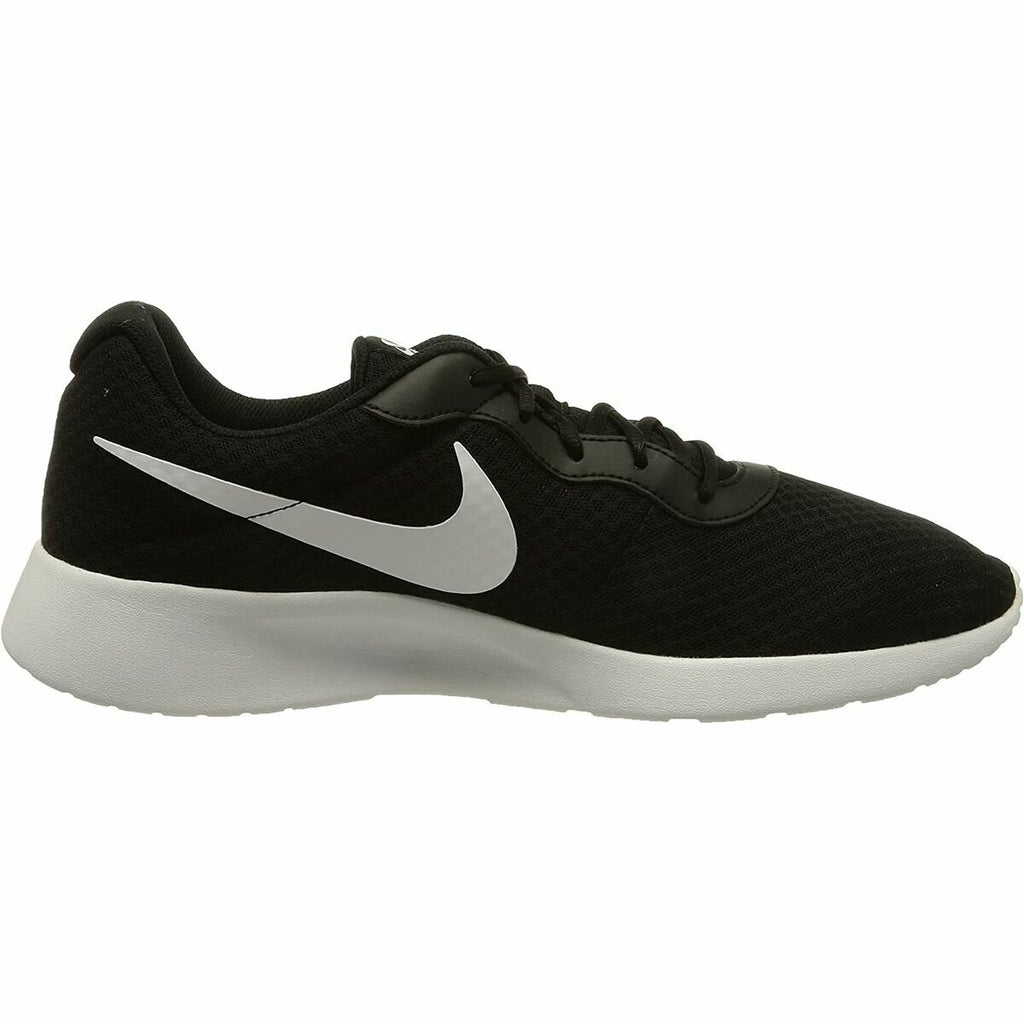 Nike Tanjun Men's Trainers - Black - product view 3