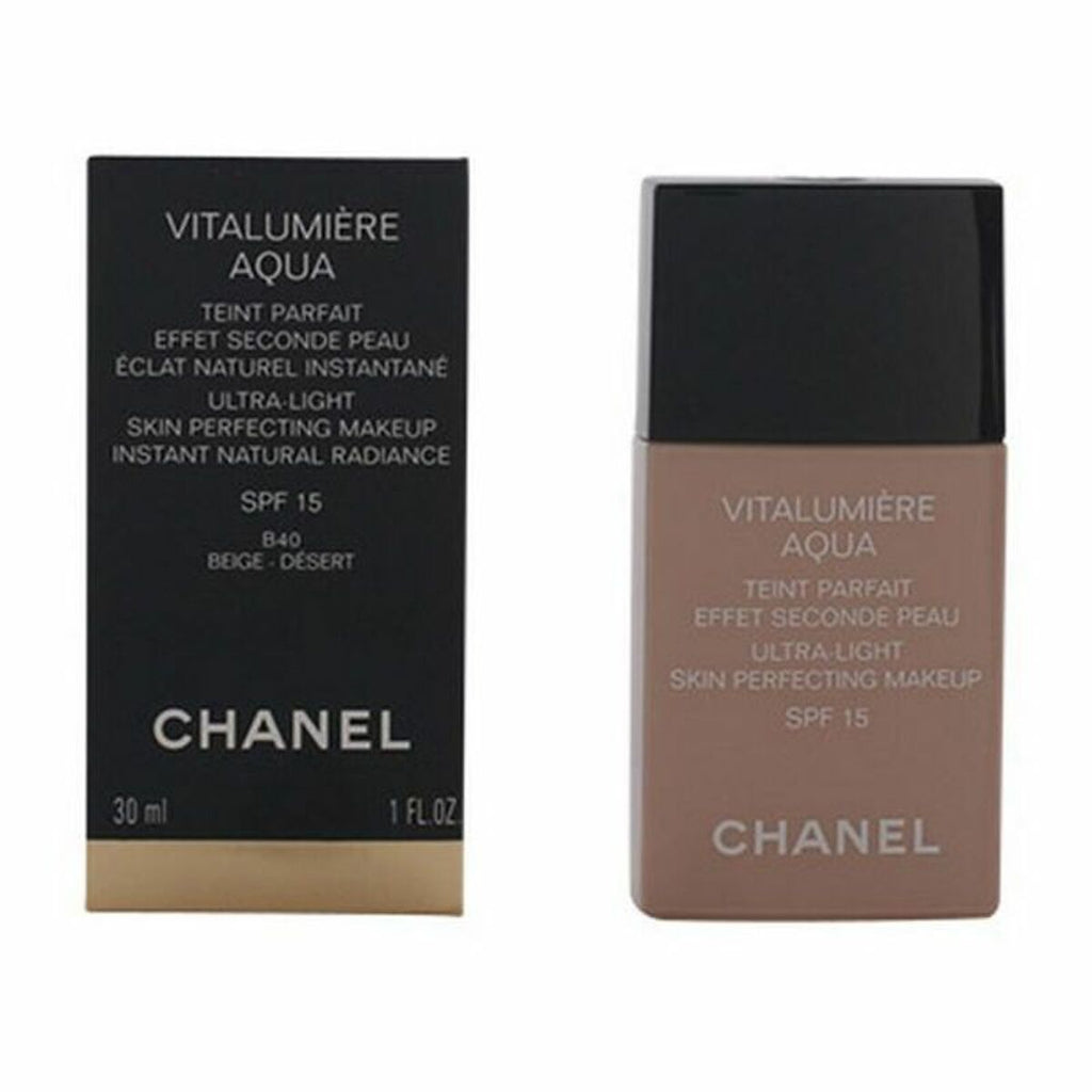 Chanel Vitalumière Aqua Foundation - product view 10
