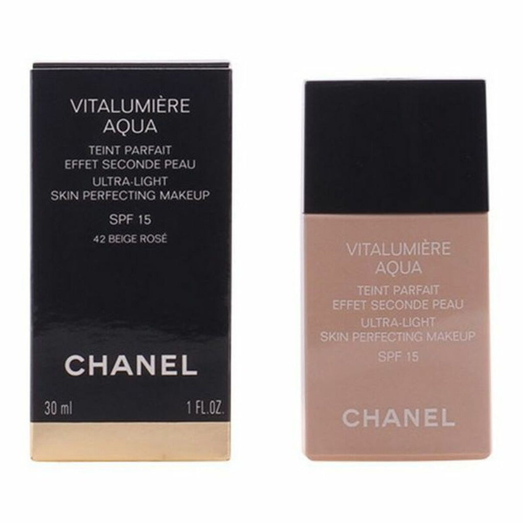 Chanel Vitalumière Aqua Foundation