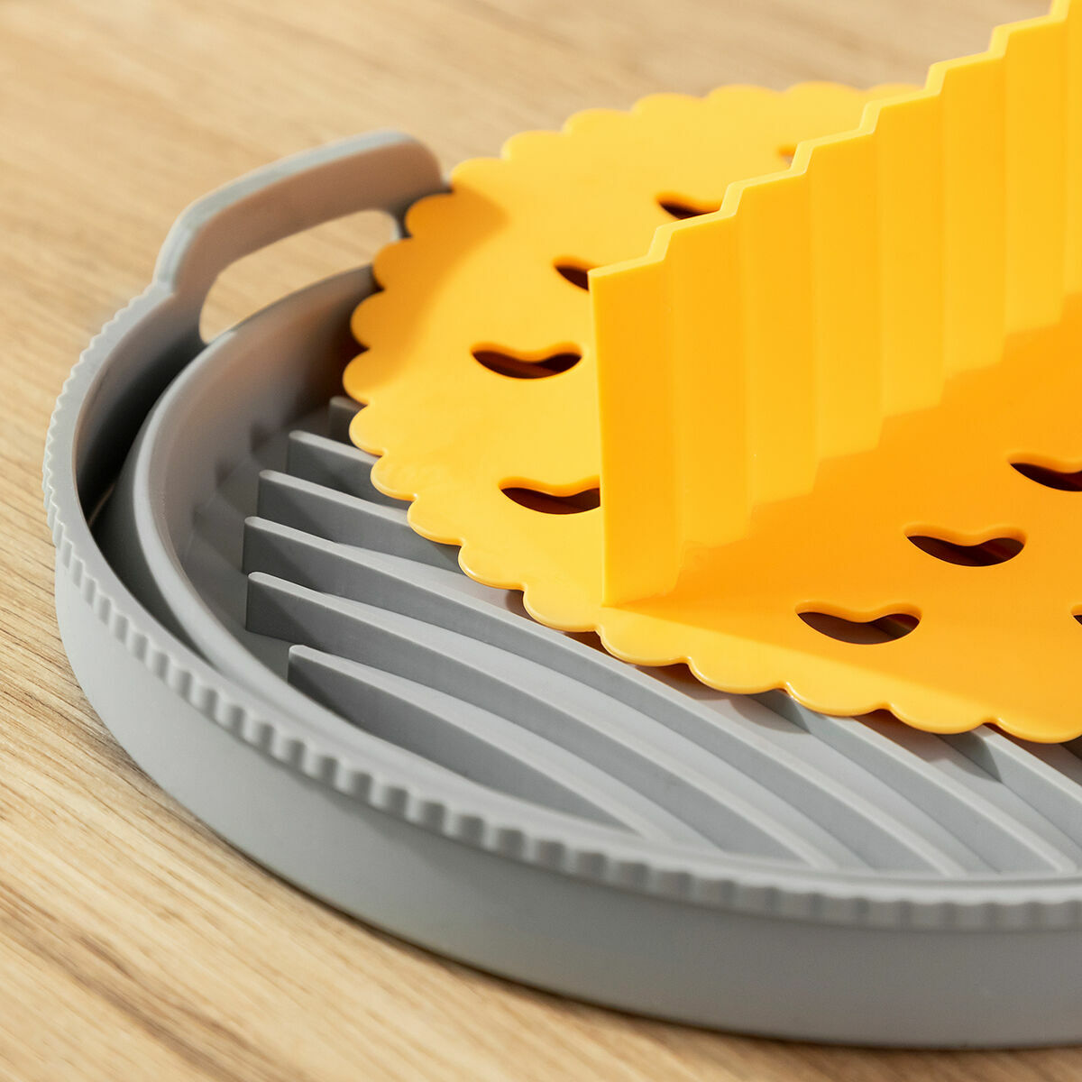 InnovaGoods Klappbar Silicone Basket für Heißluftfritteuse Fliynner – Produktansicht 8