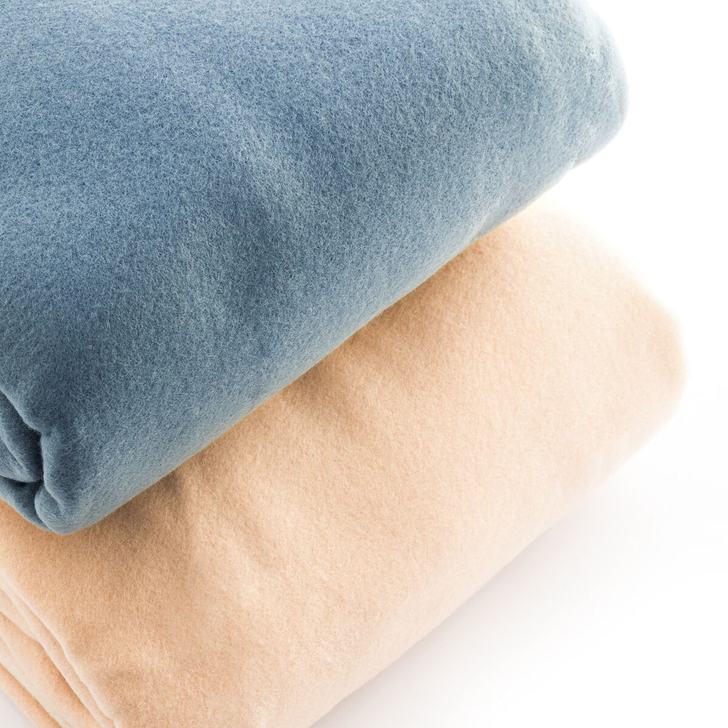 InnovaGoods Double Sleeved Blanket mit Central Pocket Doublanket – Produktansicht 5