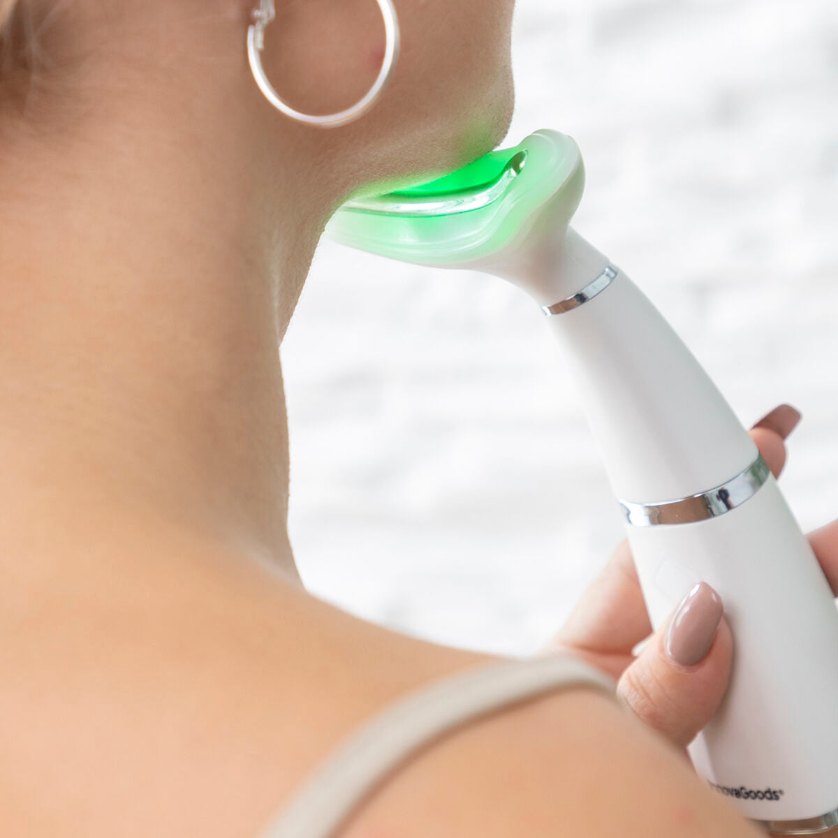 Jowl Reducer mit Phototherapy, Thermotherapy & Vibration Kinred InnovaGoods – Produktansicht 2