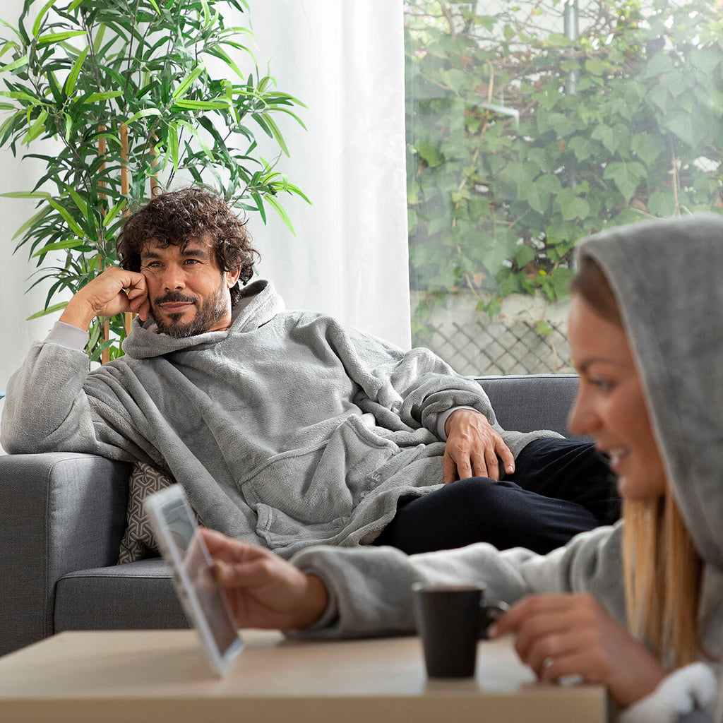 InnovaGoods Oversized Sweatshirt Blanket mit Fleece Lining Swug – Produktansicht 9