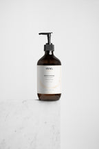 BYAG. Hand & Body Wash – Patchouli & Amber Vanilla von BYAG. | BYAG.