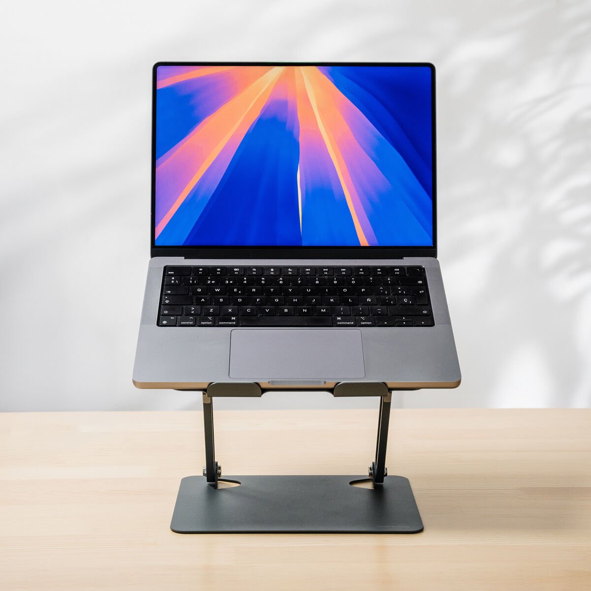 InnovaGoods Klappbar & Verstellbar Notebook Stand Lastan – Produktbild 1
