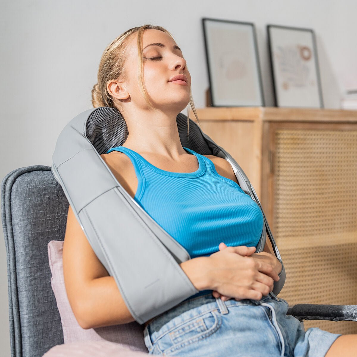 InnovaGoods Wiederaufladbar Shiatsu Massagegerät Pro Massatsu – Produktbild 1