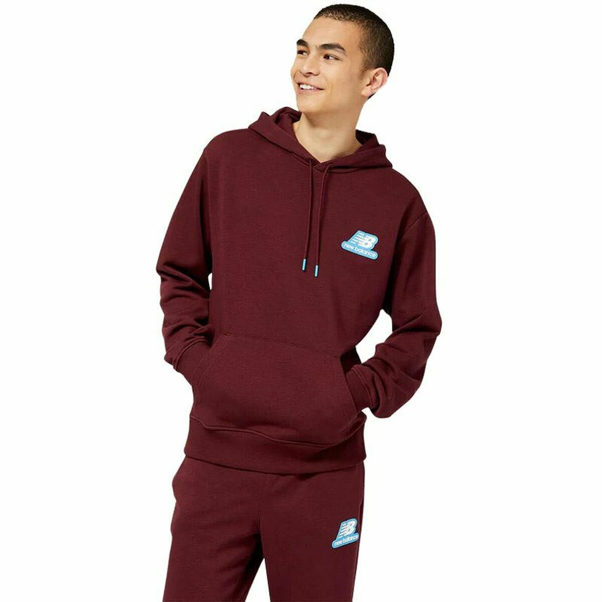 New Balance Herren Hoodie Essentials Stacked Rubber Maroon - BYAG.HoodieNew BalanceBYAG.S6462754New Balance Herren Hoodie Essentials Stacked Rubber Maroon – SS