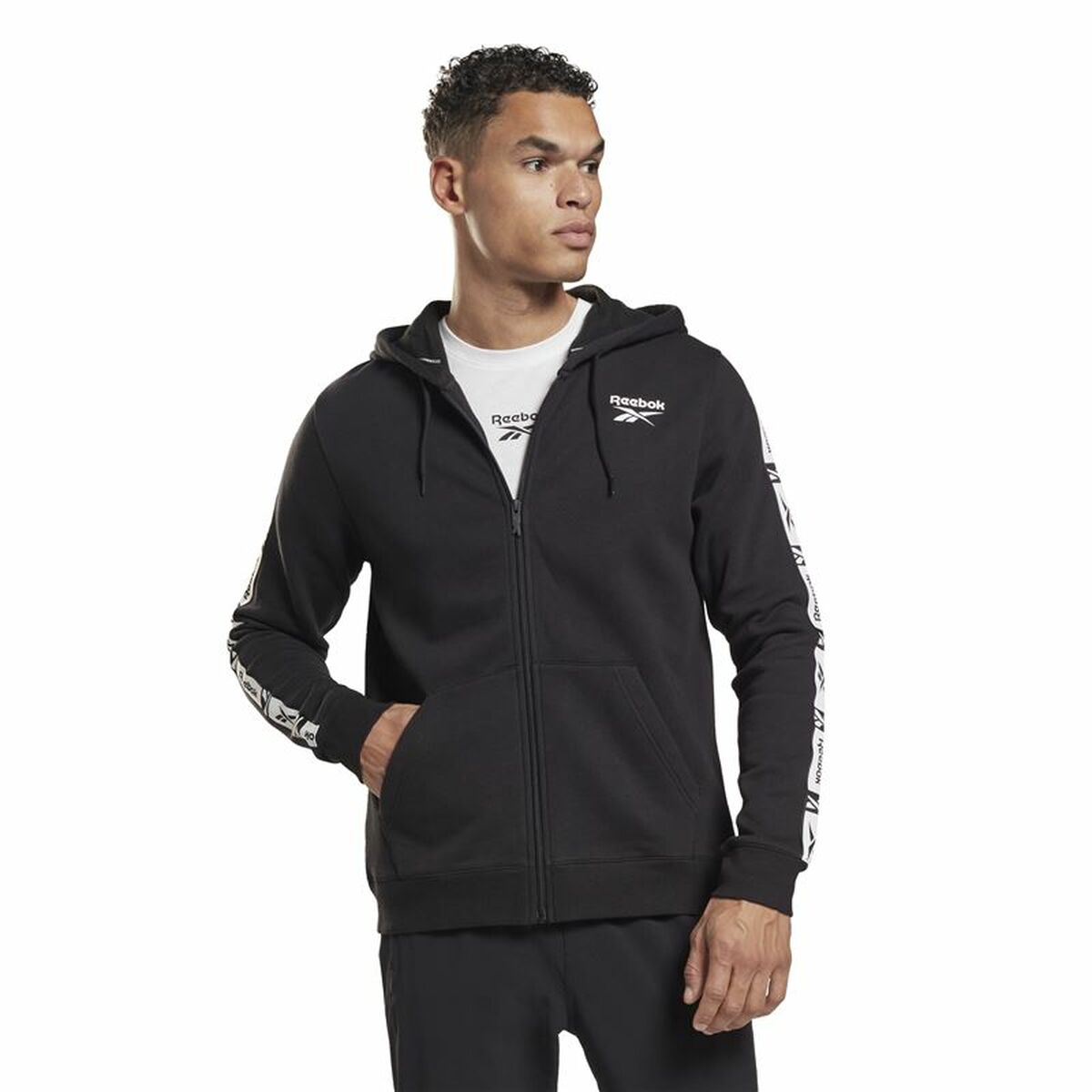 Reebok Herren Sportjacke Identity Tape FZ Schwarz - BYAG.JackeReebokBYAG.S6473900Reebok Herren Sportjacke Identity Tape FZ Schwarz – XLXL