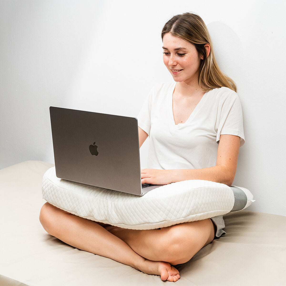 InnovaGoods Multifunktionales ergonomisches Kissen Ullow – Produktansicht 6