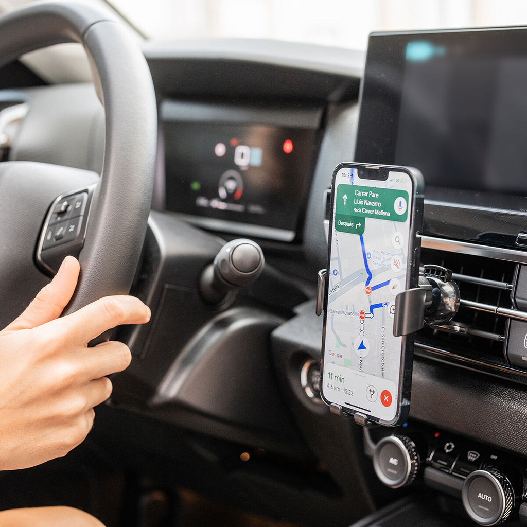 Kfz-Smartphonehalter mit Schnellladefunktion Chakar InnovaGoods – Produktansicht 3