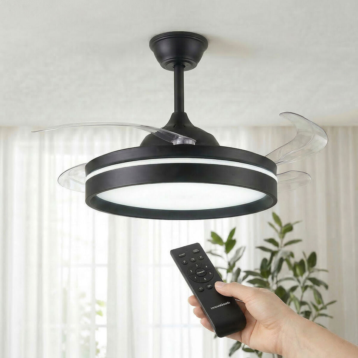 Deckenventilator mit LED-Licht, 4 Retractable Blades & Fern Steuerung InnovaGoods – Produktansicht 1