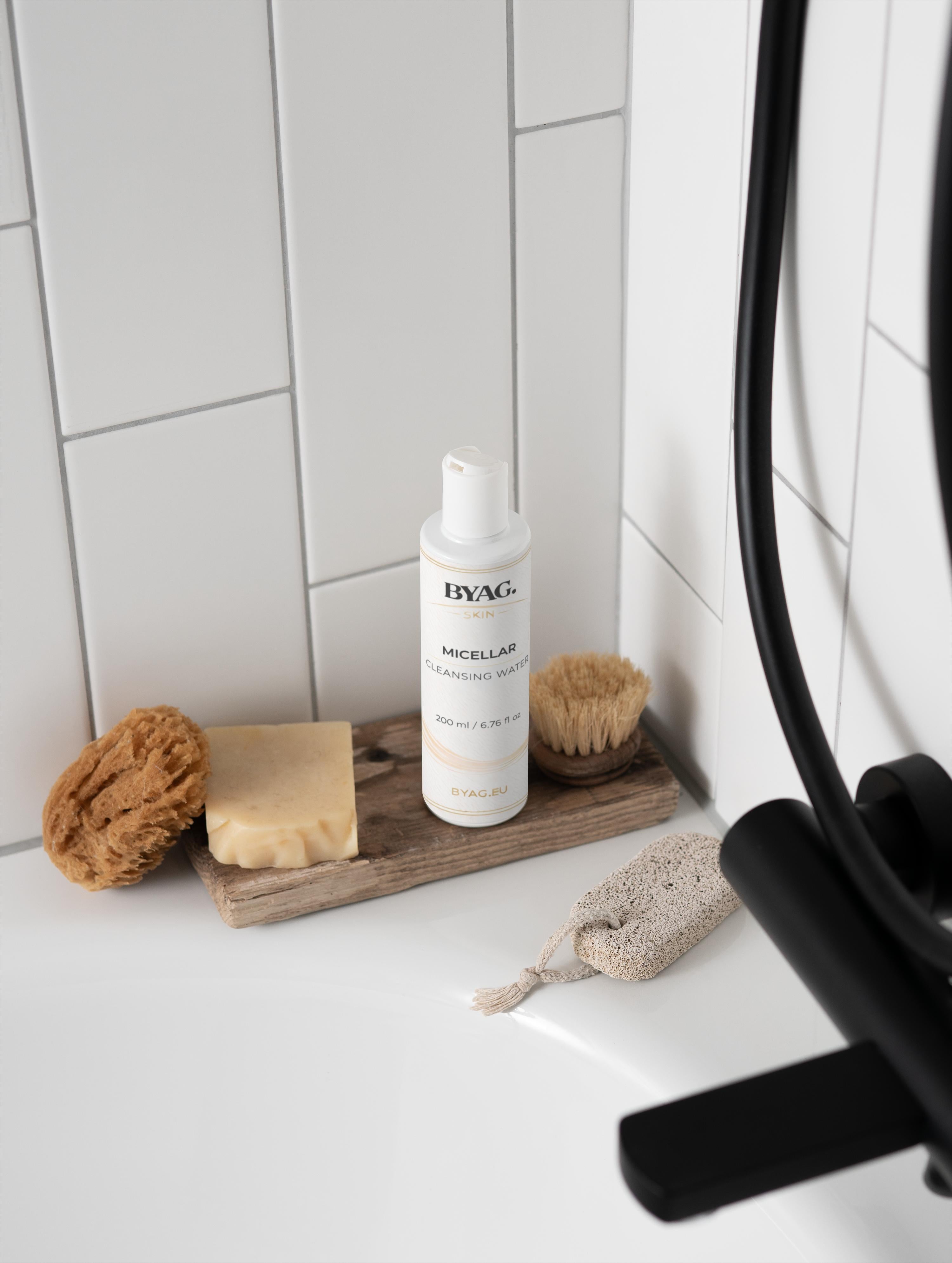 BYAG. Mizellen-Reinigungswasser – Produktansicht 8